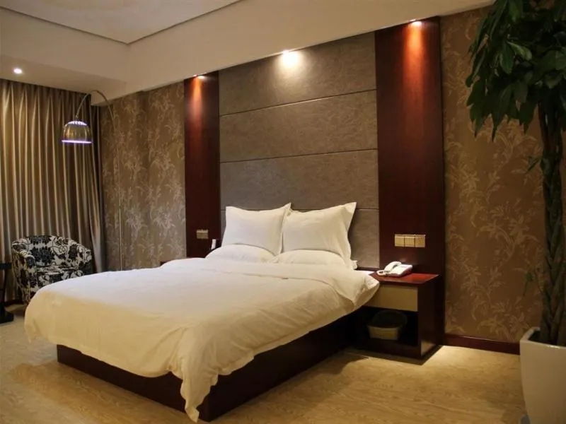 Bed in GreenTree Inn Jiangsu Nantong Tongzhou Shiji Avenue Jianghaihuangdu Express Hotel