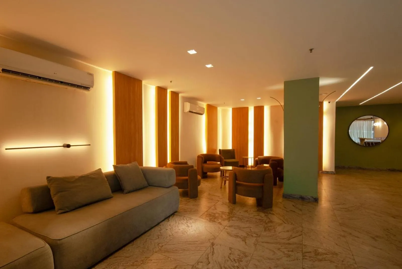 Lobby or reception in Regency Copacabana Hotel