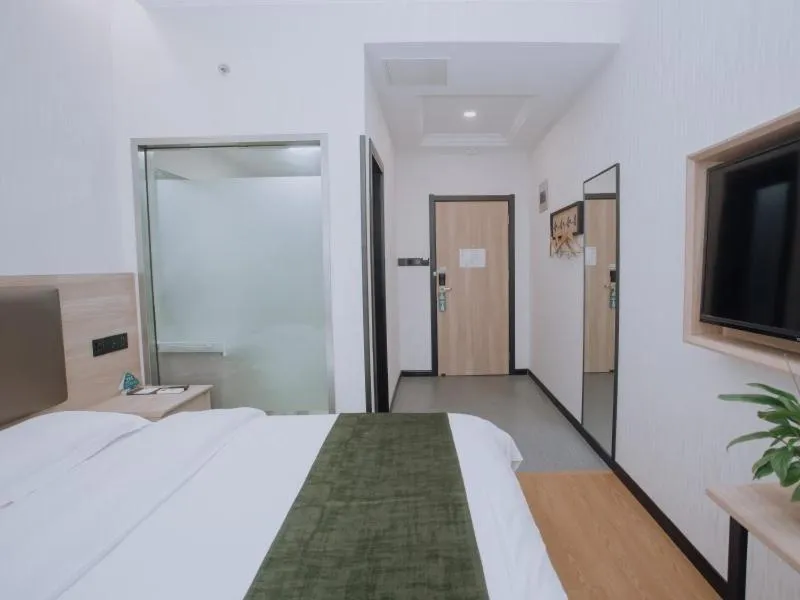 Bed in GreenTree Inn JiangSu HuaiAn North ChengDe Road East BeiJing Road Express Hotel