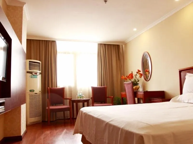 Bed in GreenTree Inn Jiangsu Huaian Chuzhou Avenue Business Hotel