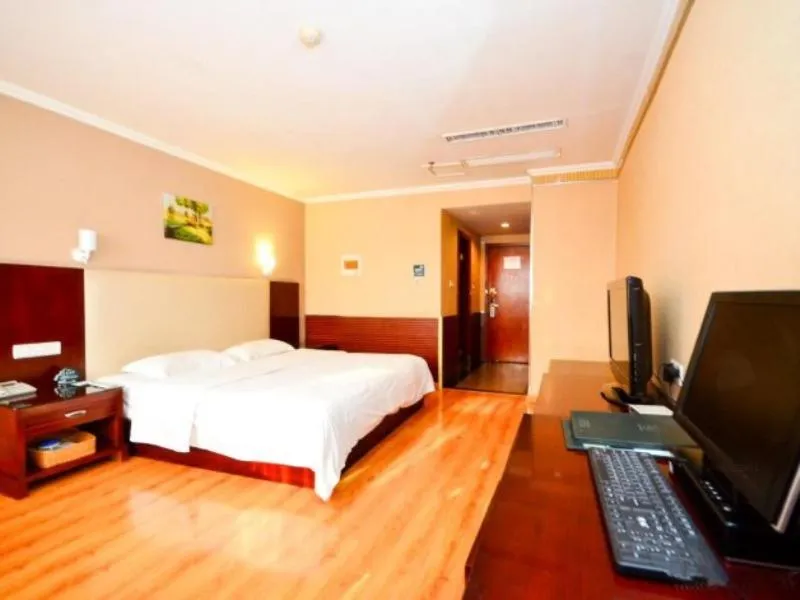Bed in GreenTree Inn JiangSu LianYunGang Bus Station East JieFang Road Business Hotel