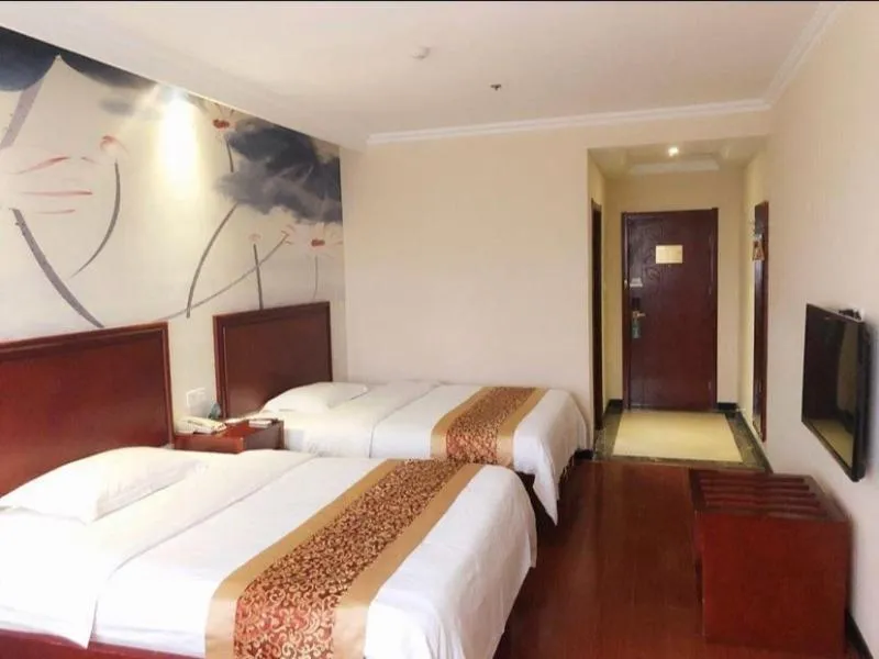 Bed in GreenTree Inn Jiangsu Lianyungang Donghai New Bus Station Express Hotel