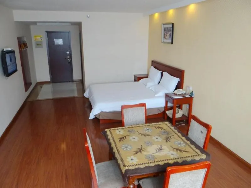 Bed in GreenTree Innn Jiangsu Changzhou Changhe Express Hotel