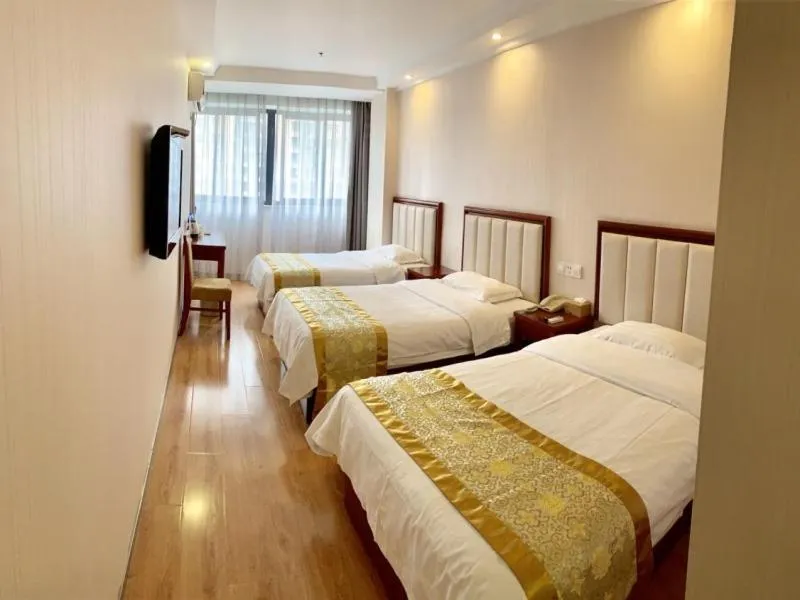 GreenTree Inn Jiangsu Changzhou Jinghu High-speed Rail North Station Business Hotel