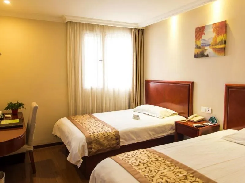 Bed in GreenTree Inn Jiangsu Taizhou Jingjiang Bus Station Express Hotel