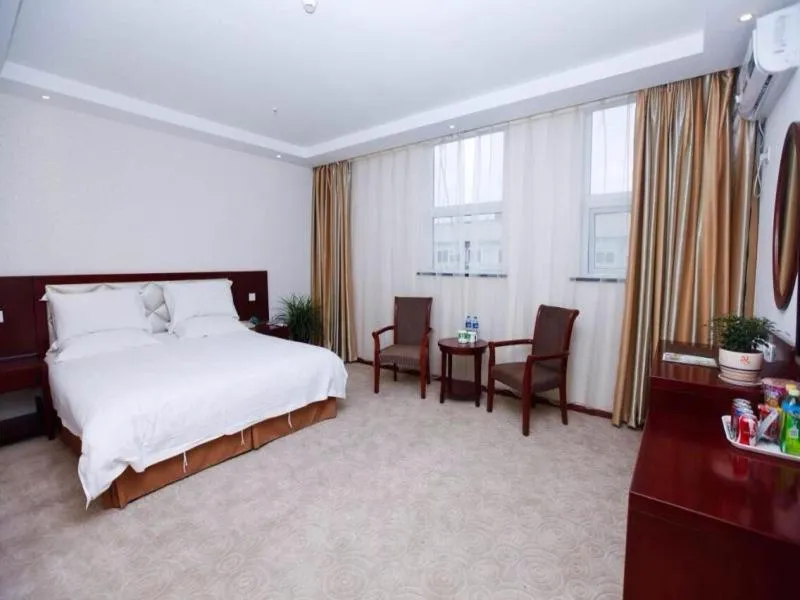 Bed in GreenTree Inn Anhui Hefei Huizhou Avenue Dazhonglou Express Hotel