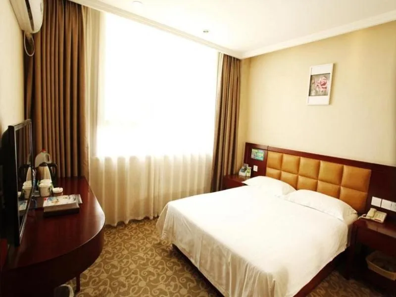 Bed in GreenTree Inn Anhui Hefei Tianehu Wanda Square Express Hotel