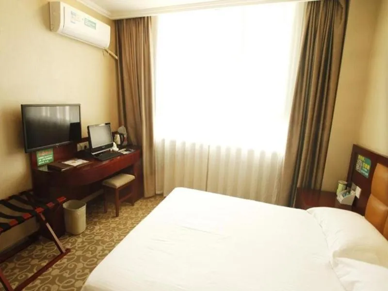 Bed in GreenTree Inn Anhui Hefei Tianehu Wanda Square Express Hotel