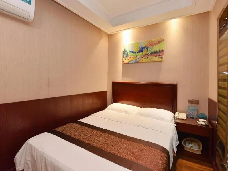 Bed in Greentree Inn Anhui Hefei Bianhe Road Yuanshangyuan Express Hotel