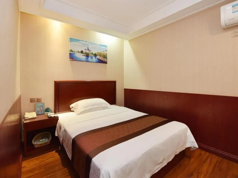 Bed in Greentree Inn Anhui Hefei Bianhe Road Yuanshangyuan Express Hotel