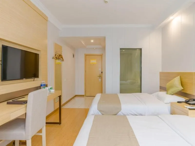 Bed in GreenTree Inn AnHui HeFei High-Speed Railway South Station BaoHe Avenue Government Business Hotel