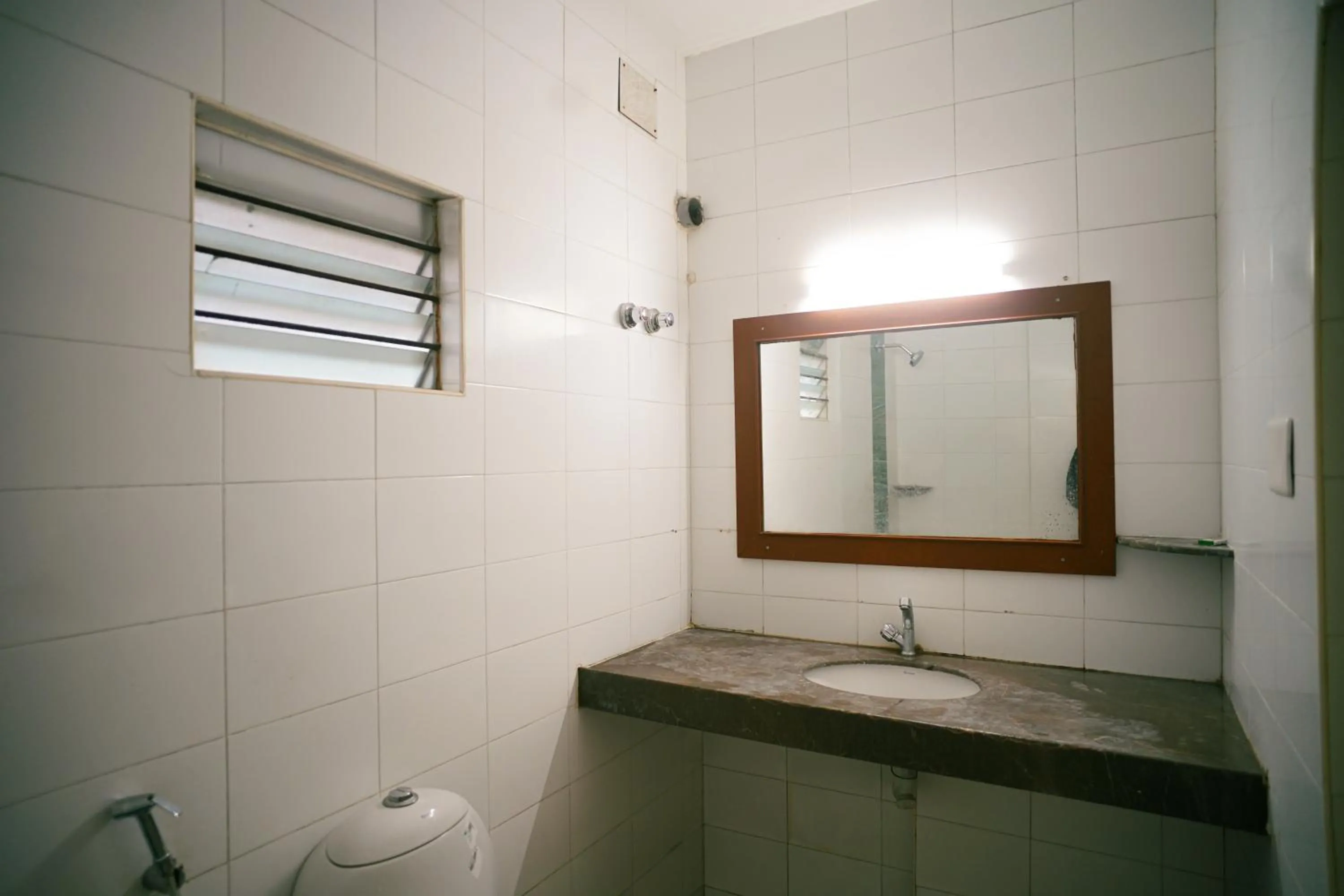 Hotel Raaj Bhaavan