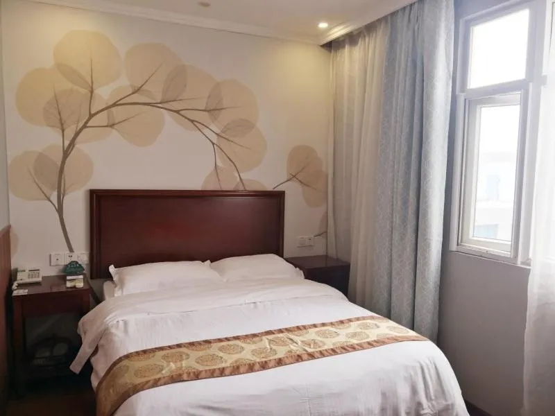 Bed in GreenTree Inn Zhejiang Ningbo Dongqian Lake Yinxian Avenue North Mozhi Road Business Hotel