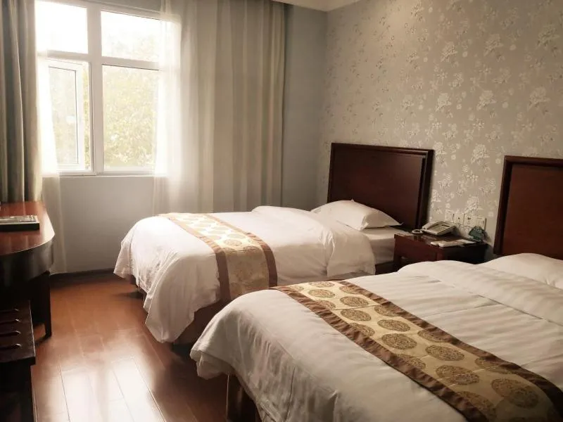 Bed in GreenTree Inn Zhejiang Ningbo Dongqian Lake Yinxian Avenue North Mozhi Road Business Hotel