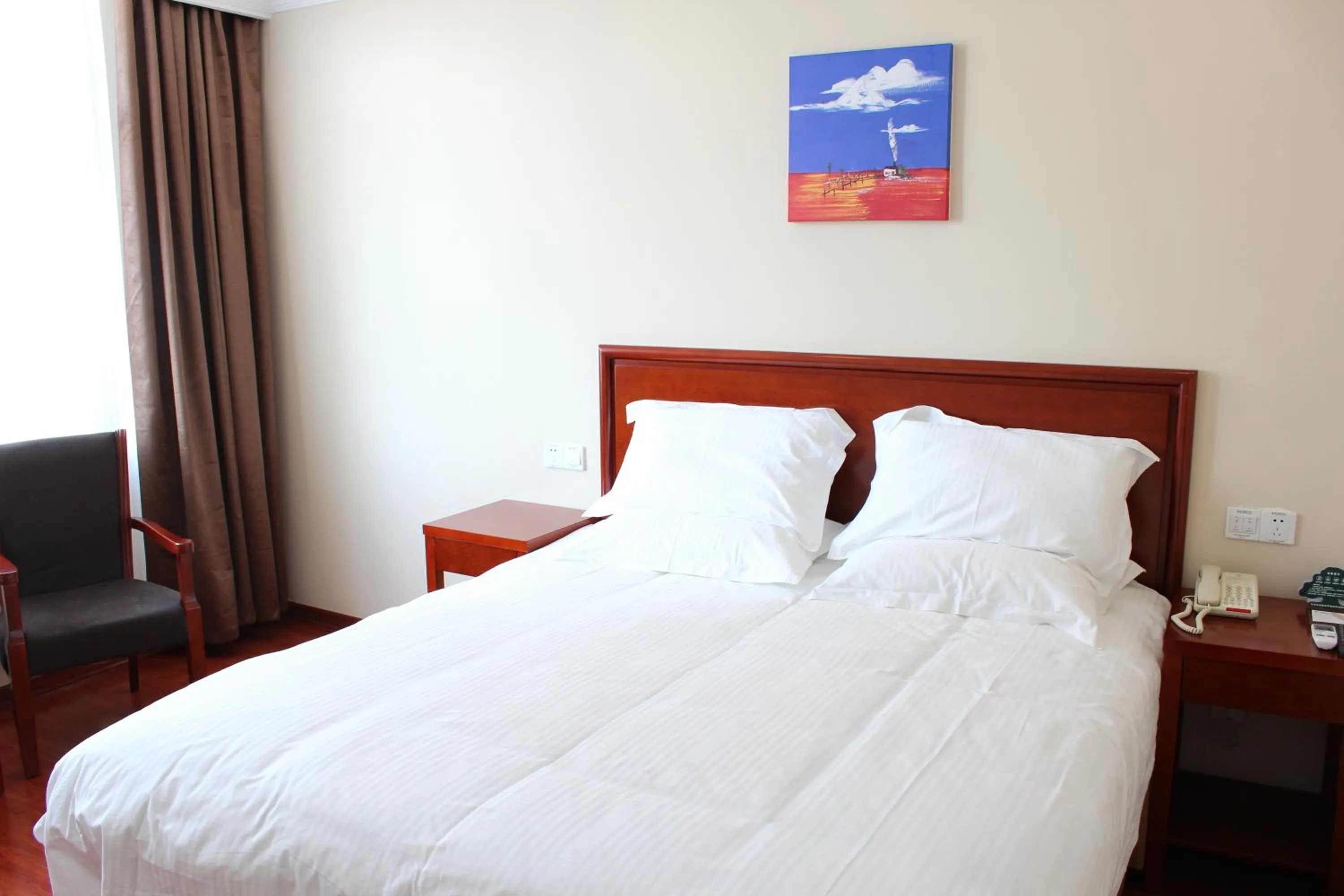 Bed in GreenTree Inn Zhejiang Ningbo Dongqian Lake Yinxian Avenue North Mozhi Road Business Hotel
