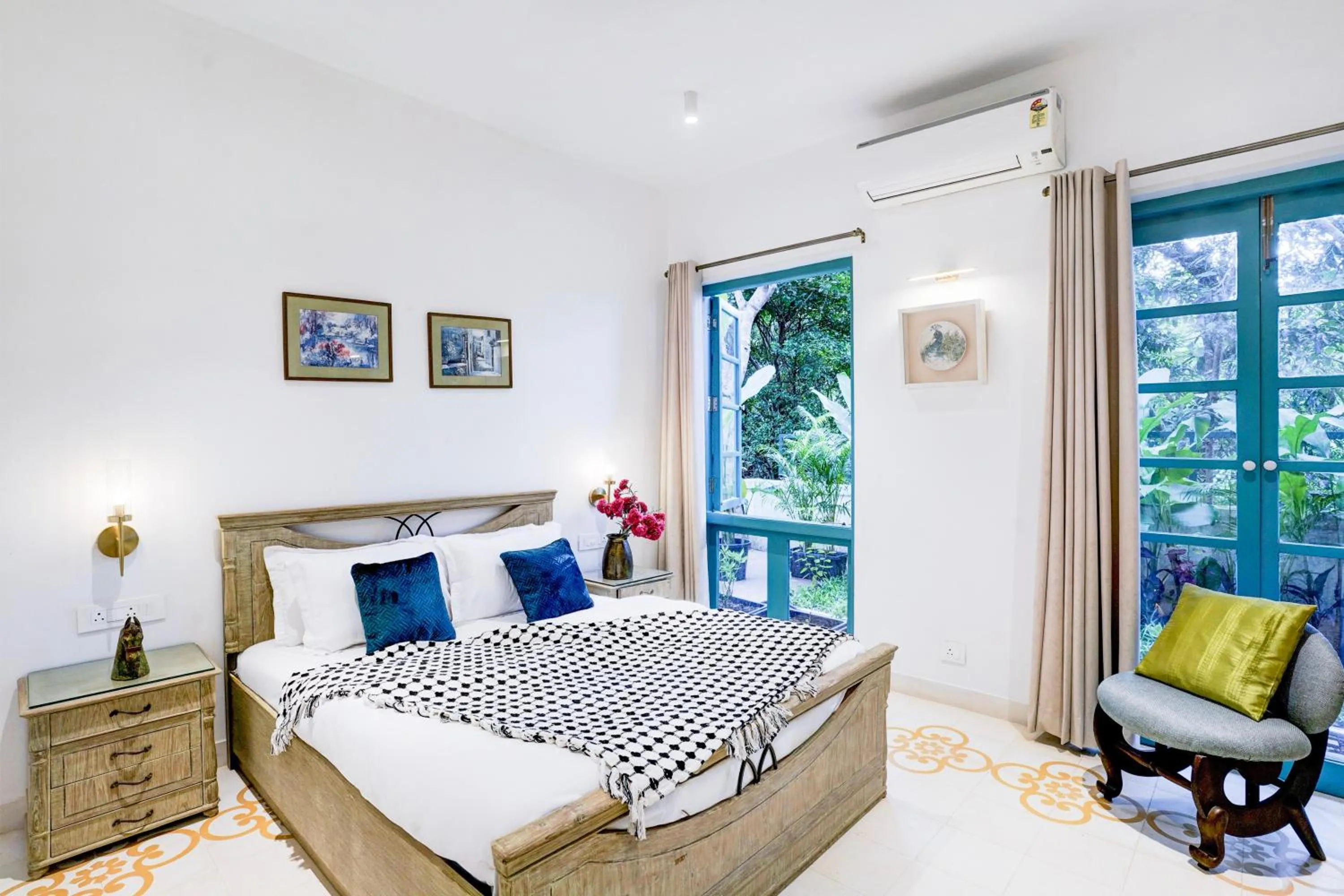 Bedroom, Bed in DanCenter Havana Villa Siolim | 3BHK | Pvt Pool | Goa