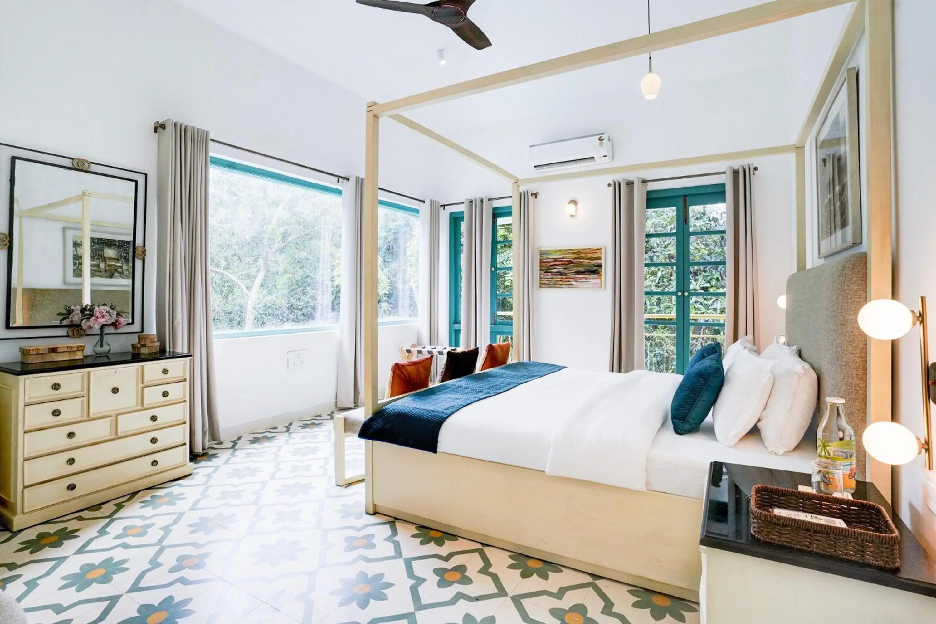 Bedroom, Bed in DanCenter Havana Villa Siolim | 3BHK | Pvt Pool | Goa
