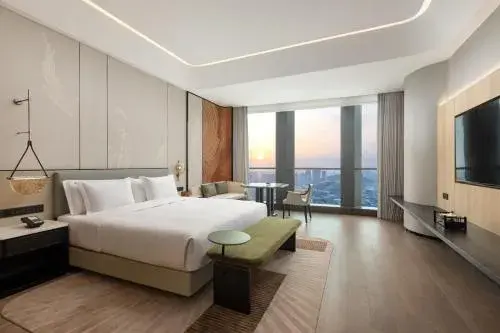 Standard King Room with City View - Accessible in HUALUXE Zhongshan City Center Standard King Room with City View - Accessible in HUALUXE Zhongshan City Center