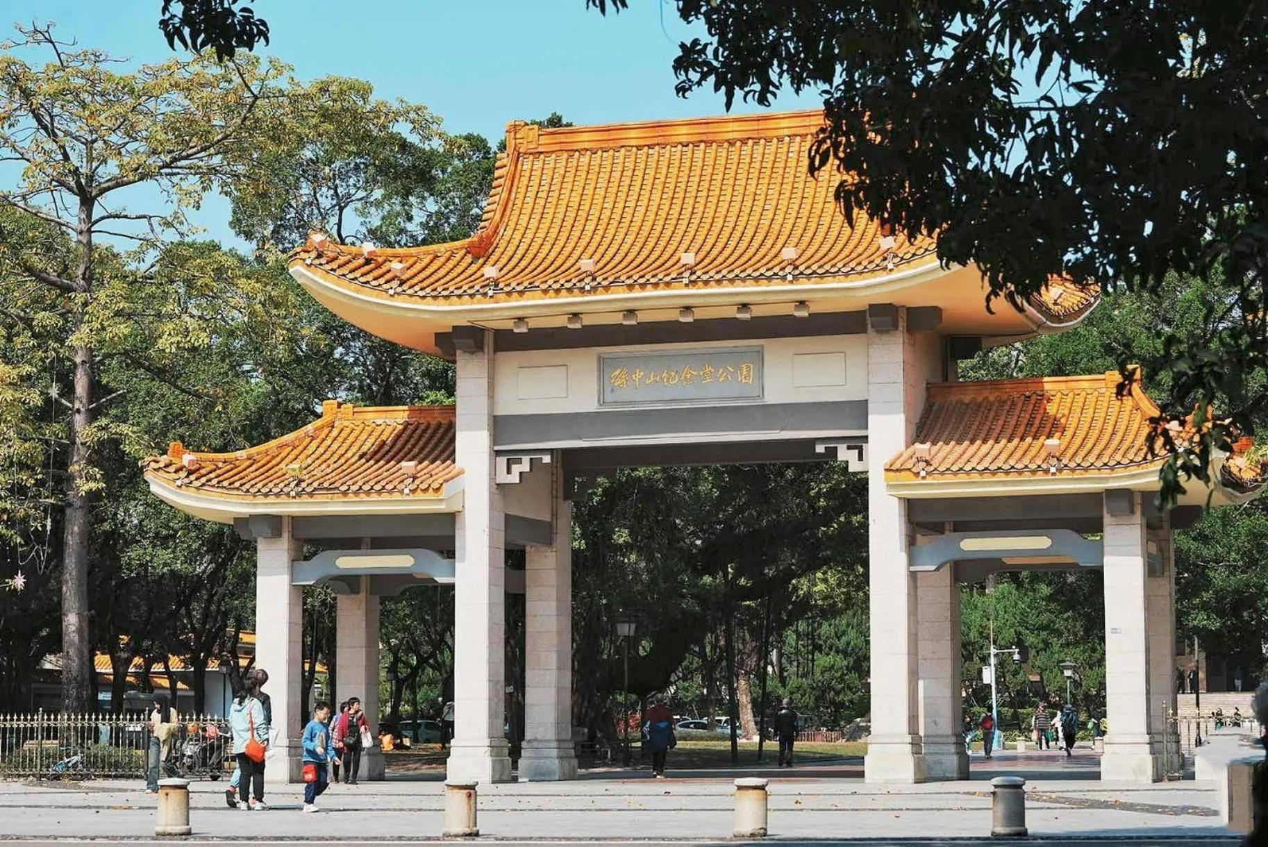 Nearby landmark in HUALUXE Zhongshan City Center