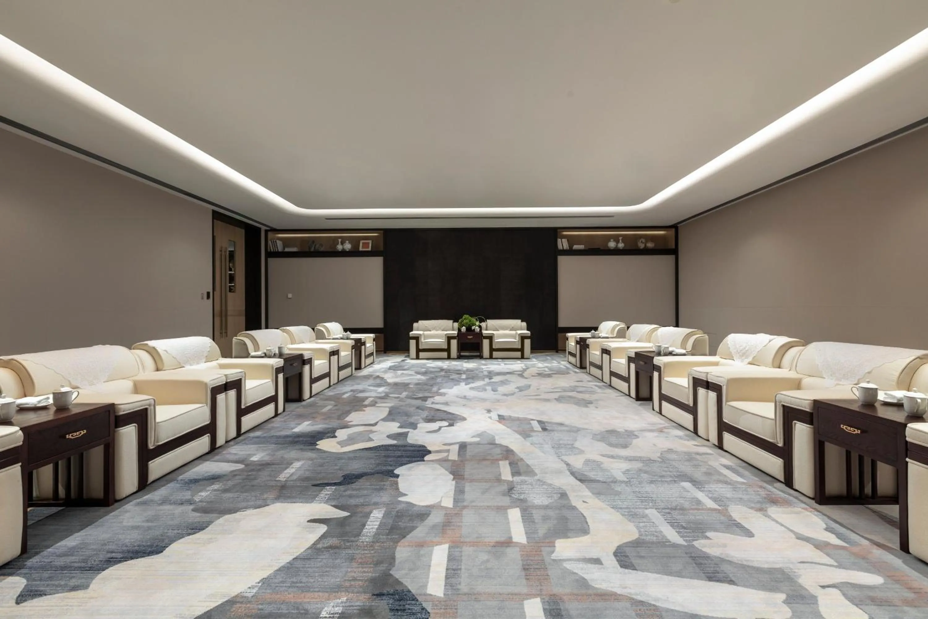 Meeting/conference room in HUALUXE Zhongshan City Center