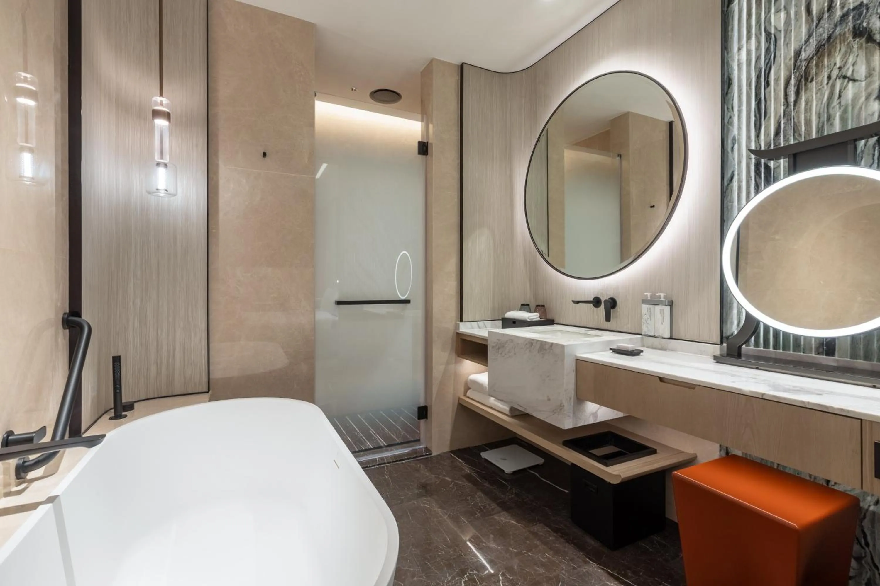Toilet in HUALUXE Zhongshan City Center