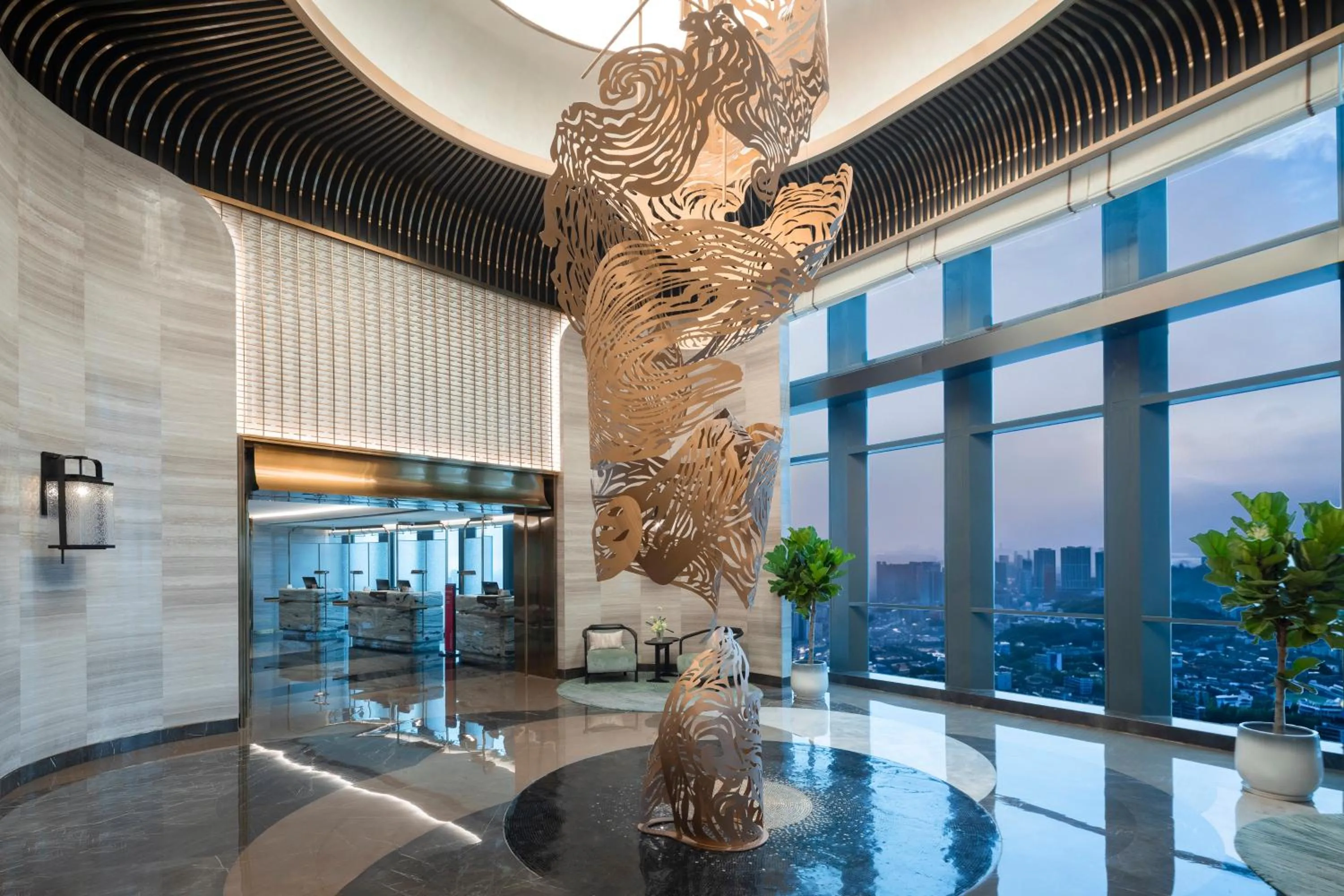 Property building in HUALUXE Zhongshan City Center