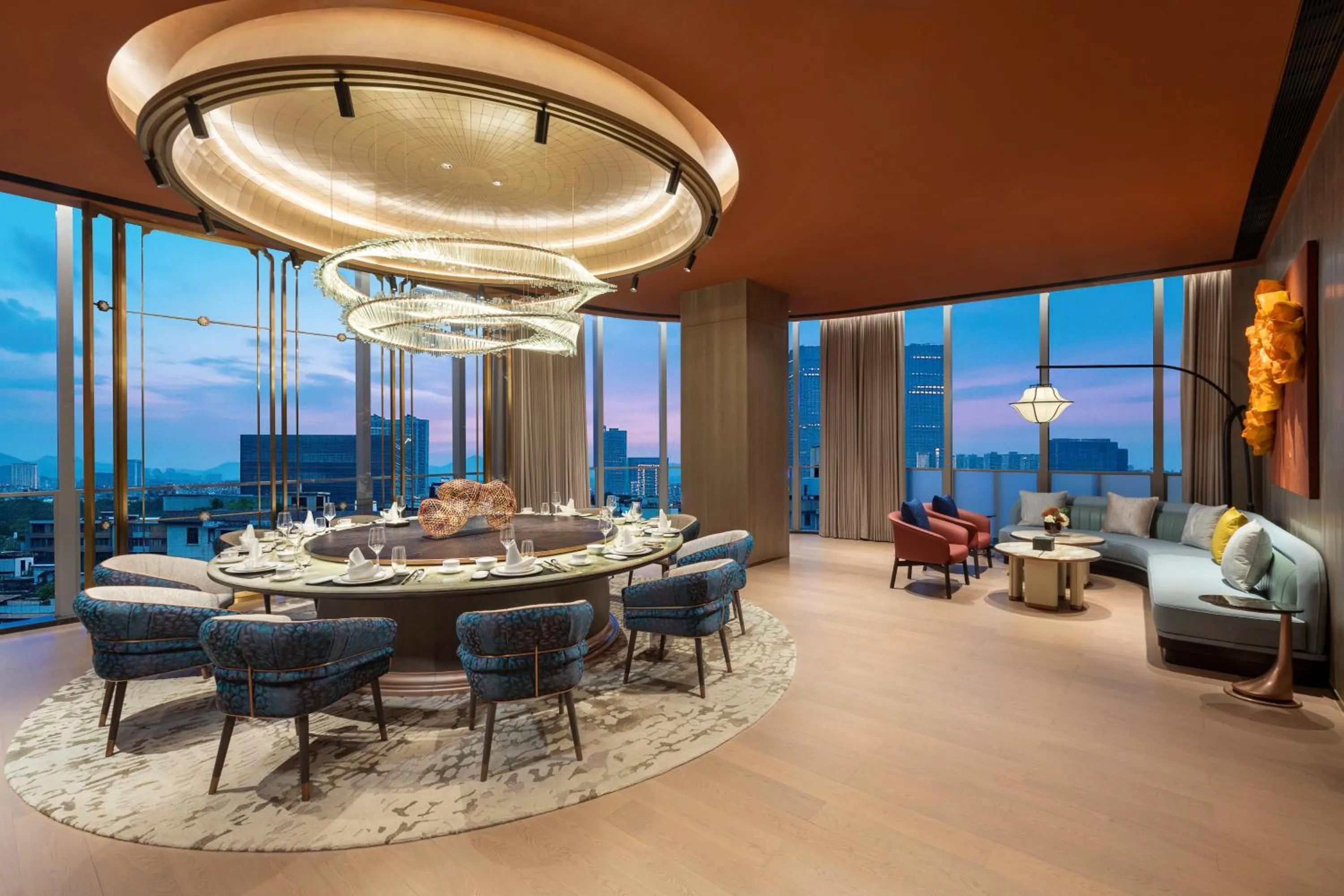 Restaurant/places to eat in HUALUXE Zhongshan City Center