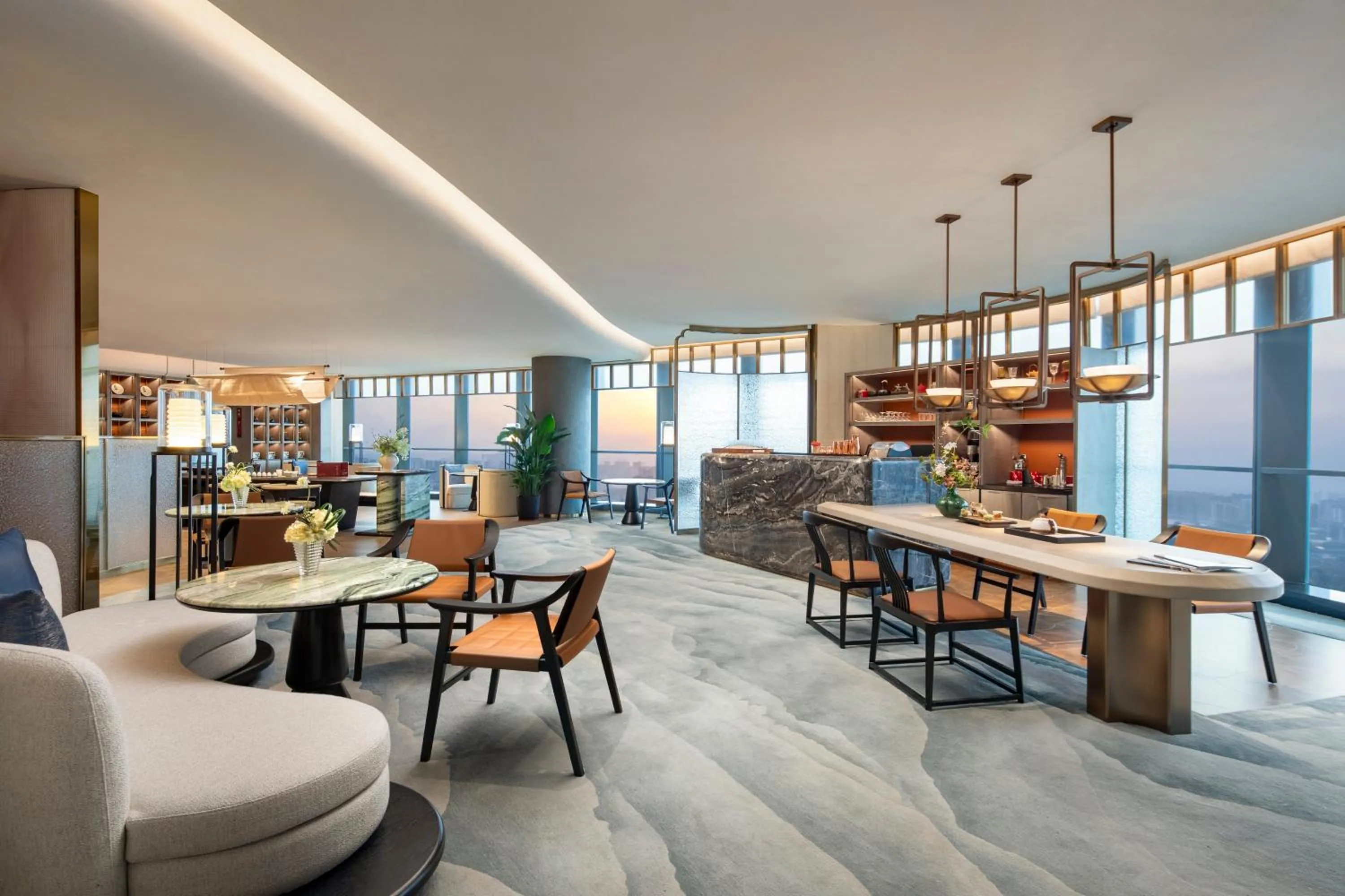 Restaurant/places to eat in HUALUXE Zhongshan City Center