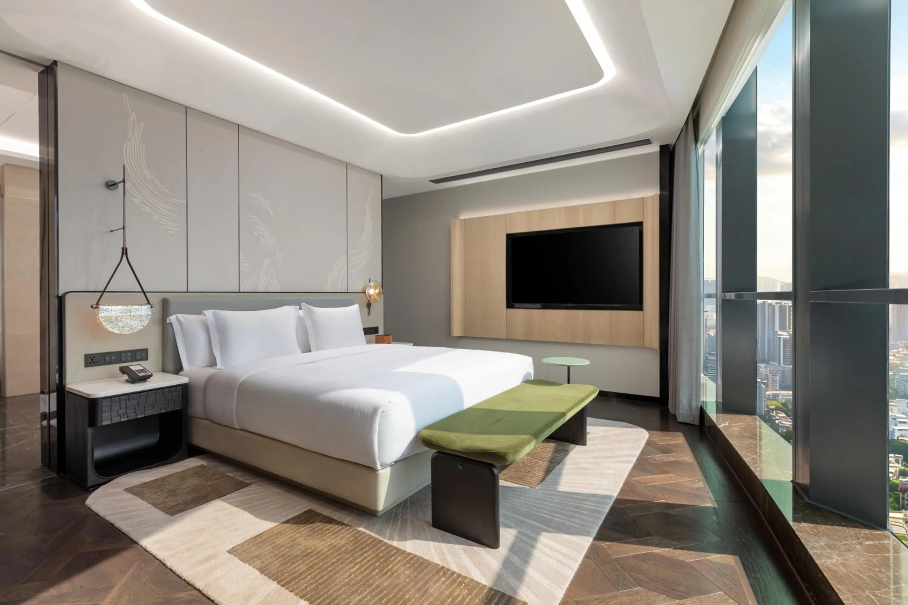 Bedroom, Bed in HUALUXE Zhongshan City Center