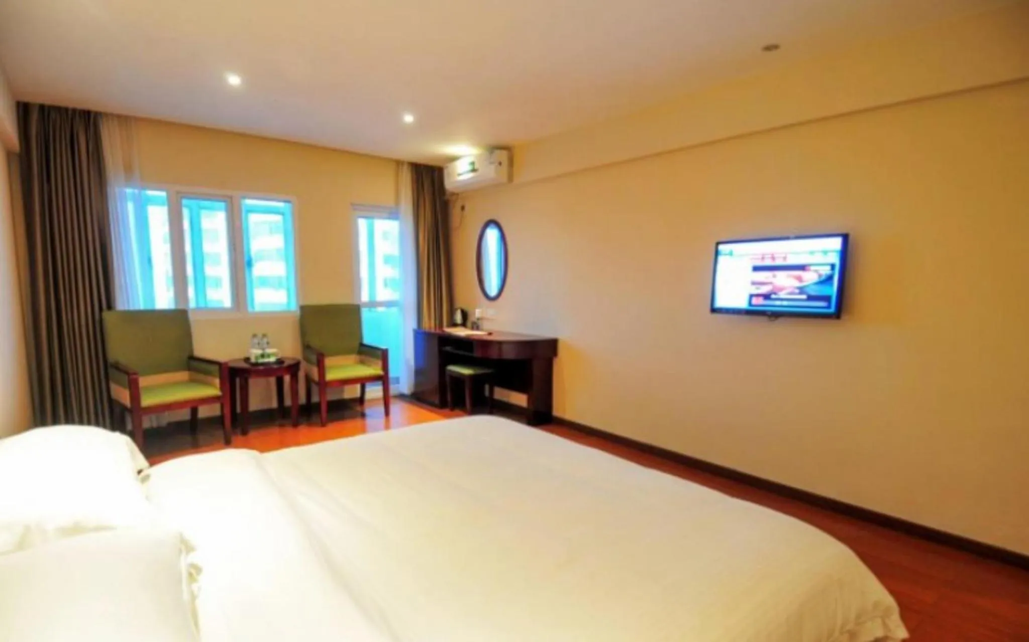 Bed in GreenTree Inn Hainan Haikou Haifu Road Provincial Government Express Hotel