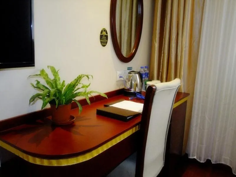 GreenTree Inn ShangHai Jiading District JiangQiao JinYun Road Metro Station Express Hotel