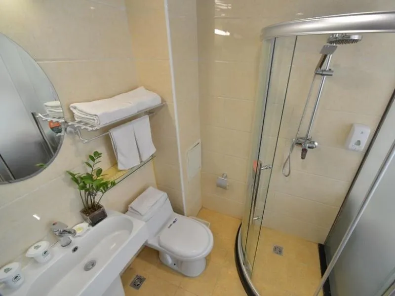 GreenTree Alliance Beijing West Railway Station North Square Hotel