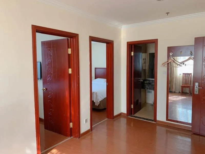 Bed in GreenTree Inn Beijing Beiqijia Litang Road Express Hotel