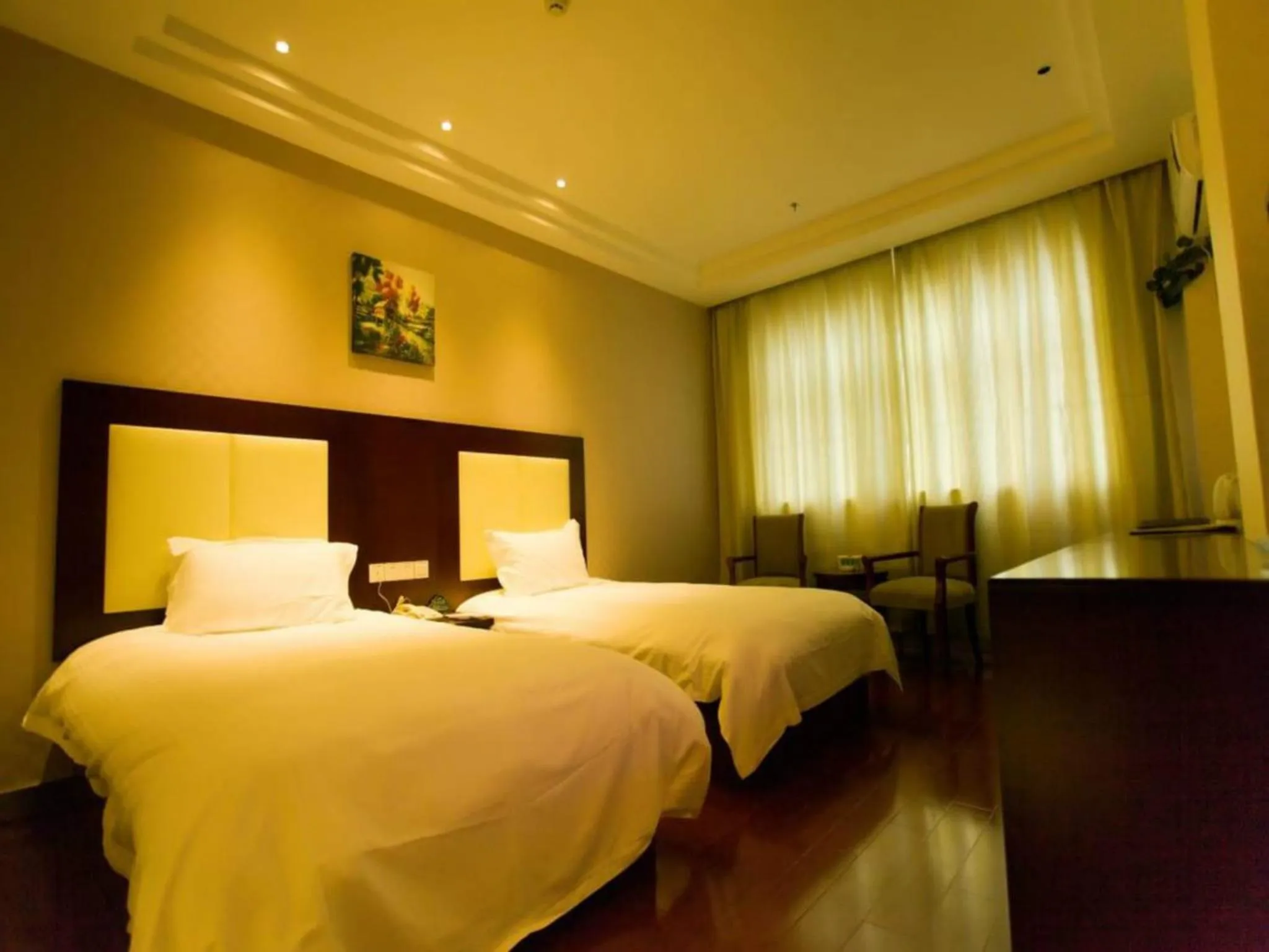 Bed in GreenTree Inn Beijing Miyun District West Bridge Road Haiyi Manor Express Hotel