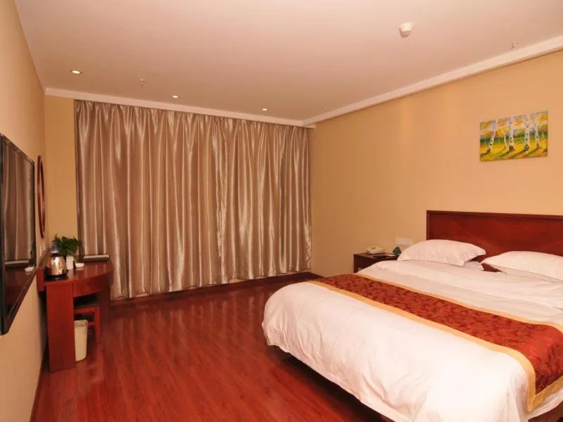 Bed in GreenTree Inn HeBei ZhangJiaKou WuYi East Street JianXing Express Hotel