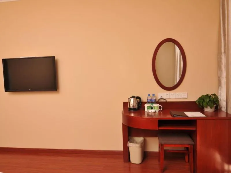 GreenTree Inn HeBei ZhangJiaKou WuYi East Street JianXing Express Hotel
