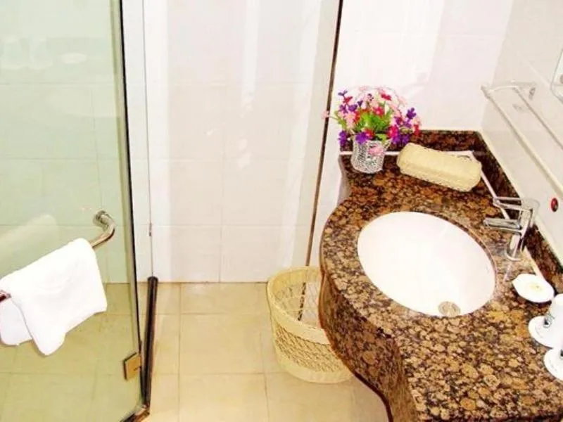 GreenTree Inn HeBei ZhangJiaKou WuYi East Street JianXing Express Hotel