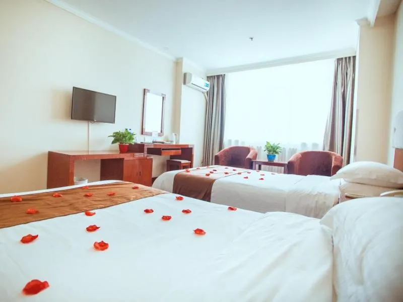 Bed in GreenTree Inn HeBei ZhangJiaKou ZhangBei Caoyuantian Rd ZhangKu Avenue Express Hotel