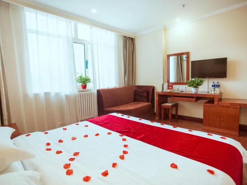 Bed in GreenTree Inn HeBei ZhangJiaKou ZhangBei Caoyuantian Rd ZhangKu Avenue Express Hotel
