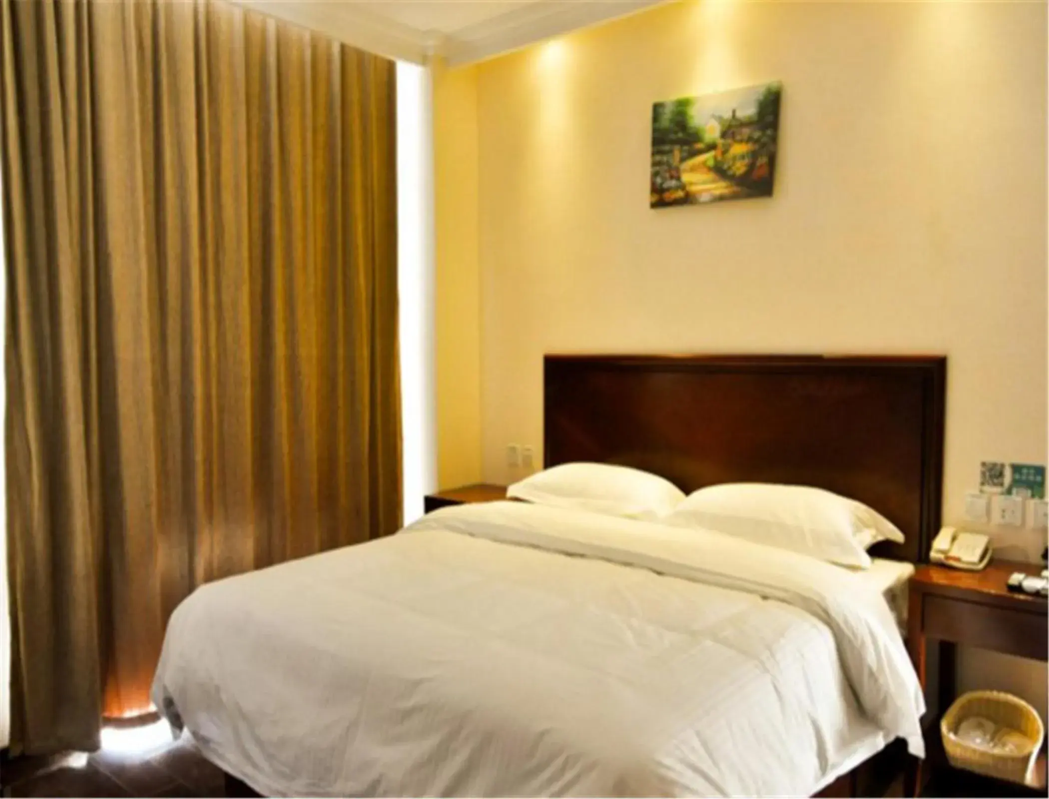 Bed in GreenTree Inn HeBei ChengDe Railway Station Southeast ChengDe Century City Business Hotel Bed in GreenTree Inn HeBei ChengDe Railway Station Southeast ChengDe Century City Business Hotel