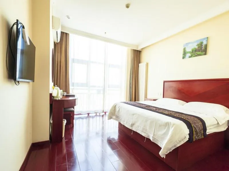 Bed in GreenTree Inn HeBei ChengDe Railway Station Southeast ChengDe Century City Business Hotel