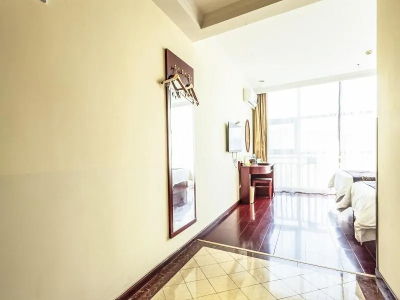 GreenTree Inn HeBei ChengDe Railway Station Southeast ChengDe Century City Business Hotel