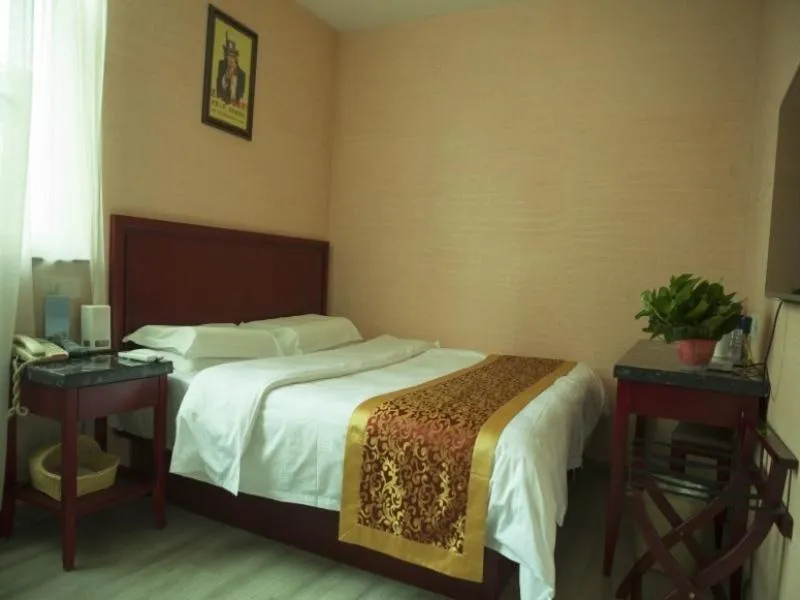 Bed in GreenTree Inn Shanxi Taiyuan Guomao Business Hotel