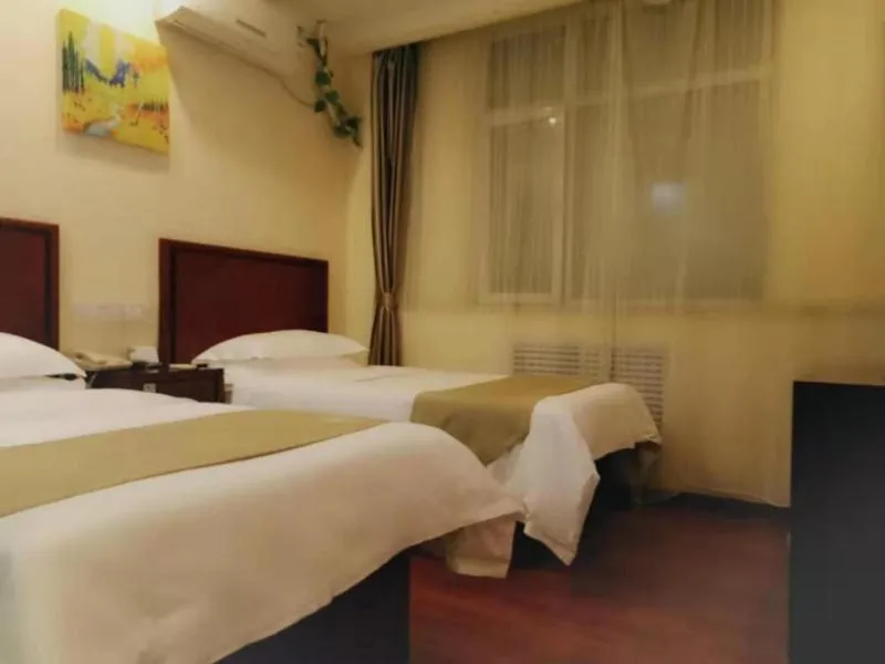 Bed in GreenTree Inn Taiyuan South Inner Ring Qiaoxi Branch