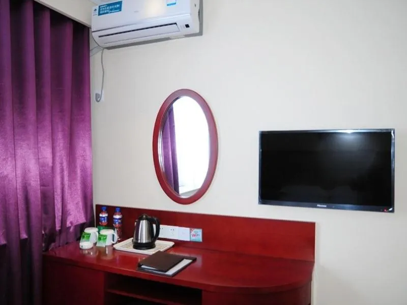 GreenTree Inn Shandong Dezhou Qihe County Party committee Qilu Street Express Hotel