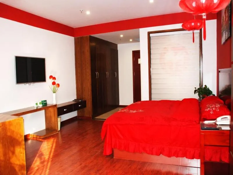 Bed in GreenTree Inn ShanDong WeiFang LinQu ZhanQian Road LuChuan Business Hotel