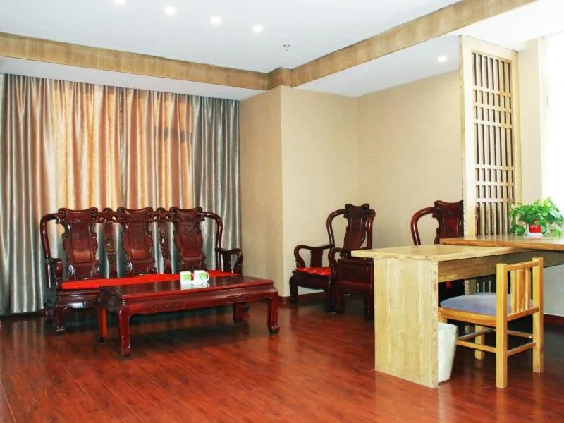 GreenTree Inn ShanDong WeiFang LinQu ZhanQian Road LuChuan Business Hotel