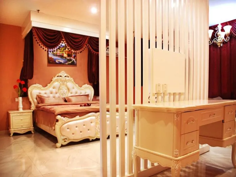Bed in GreenTree Inn ShanDong WeiFang LinQu ZhanQian Road LuChuan Business Hotel