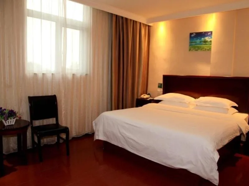 GreenTree Inn ShanDong JiNing JiaXiang County JianShe (S) Road Express Hotel
