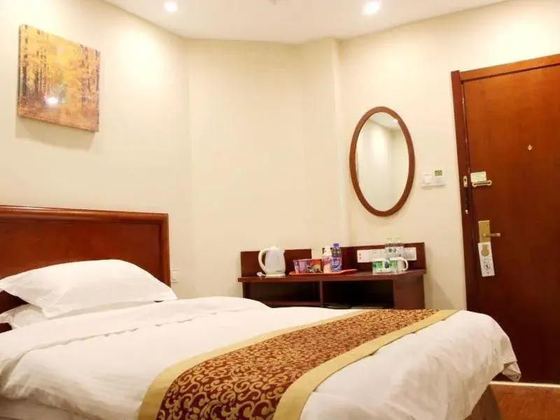 GreenTree Inn ShanDong JiNing ZouCheng ChangPingShan Road ChangPing Garden Express Hotel GreenTree Inn ShanDong JiNing ZouCheng ChangPingShan Road ChangPing Garden Express Hotel
